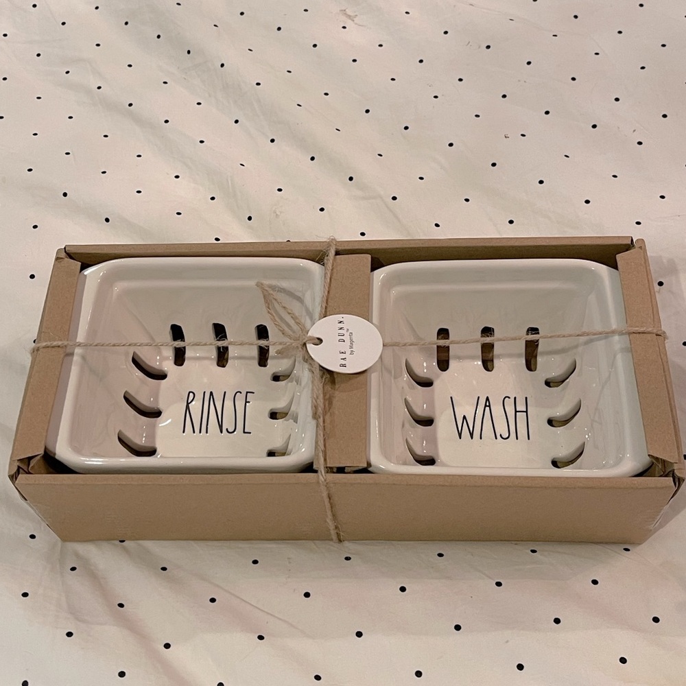 Rae Dunn Rinse and Wash